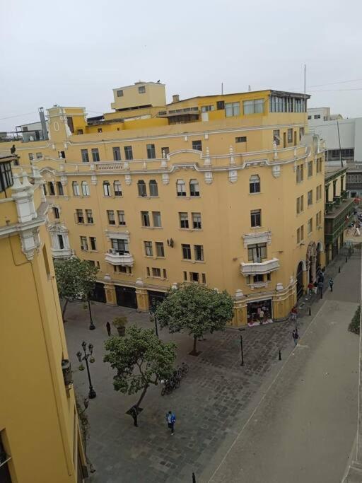 Ferienwohnung Apartamento Frente Al Palacio Gobierno Lima Exterior foto
